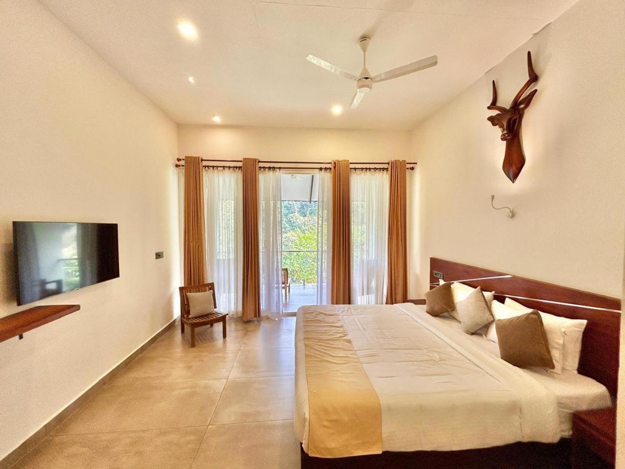 Spice Forest Plantation Homestay, Thekkady Vandiperiyar Экстерьер фото